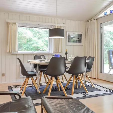 3 Bedroom Stunning Home In Gilleleje *