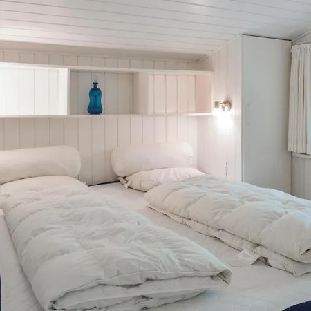 3 Bedroom Stunning Home In Gilleleje جيليليه